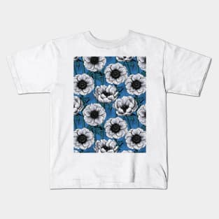 White anemone garden Kids T-Shirt